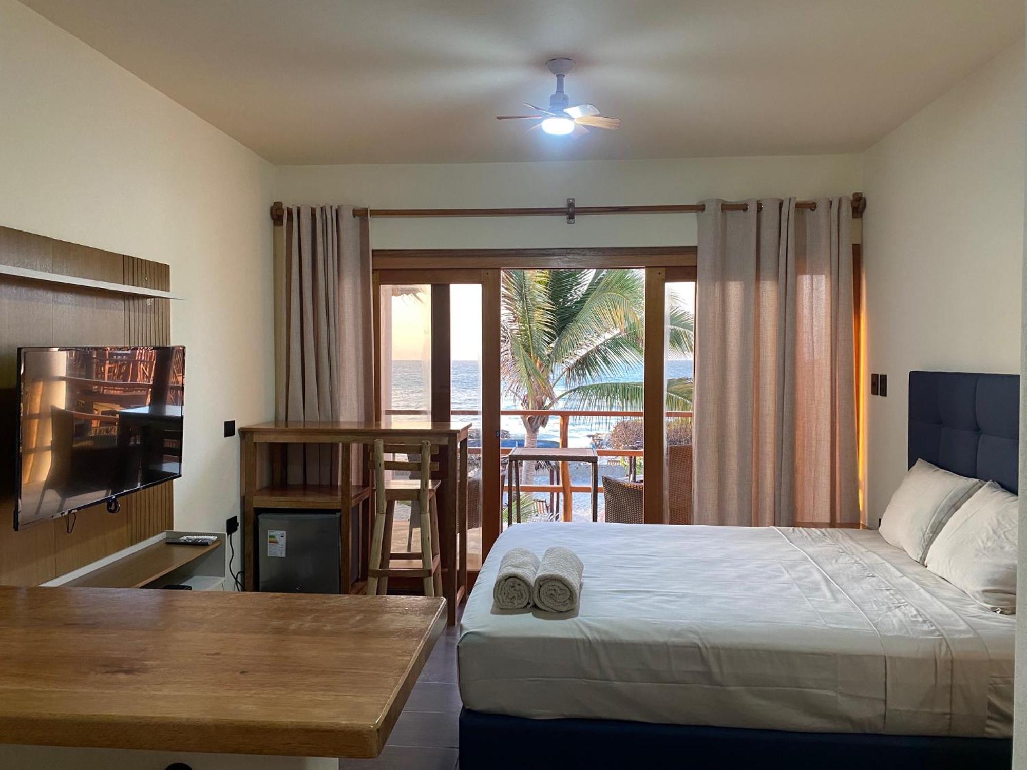 Blue Ocean Hotel Mancora Exterior photo